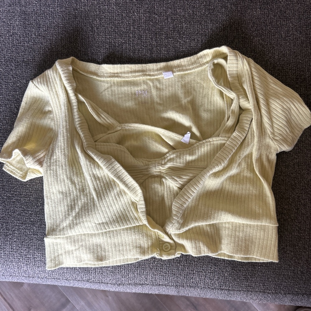 JCPenney Ribbed Crop Top in Cream